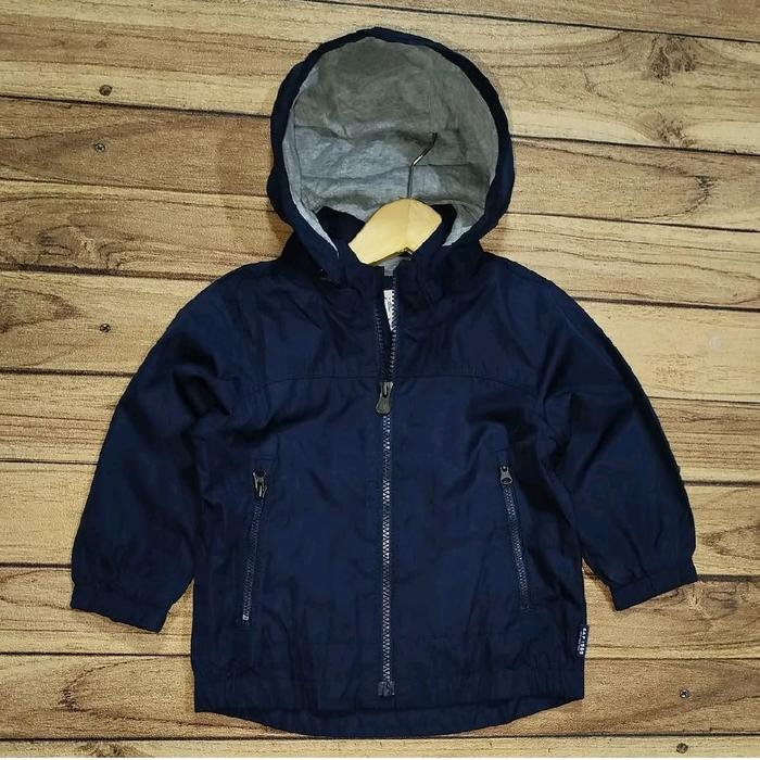 Windbreaker Jaket Baby Gap size tag 90( 1-2 tahun)