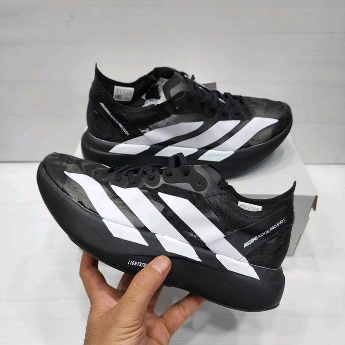 Sepatu Lari pria Adizero Evo 1