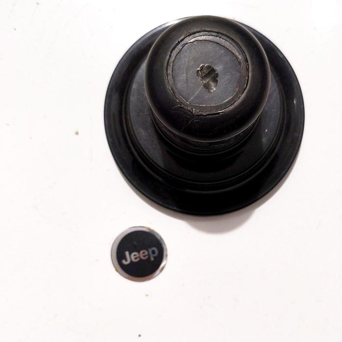 Plastic Rear Axle Hub Dust Cap / Cover Penutup Nap Gardan Belakang AMC 20 Jeep CJ5 CJ7 CJ8