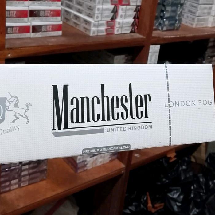 manchester putih sarung pria dengan variasi manchester putih Muslim