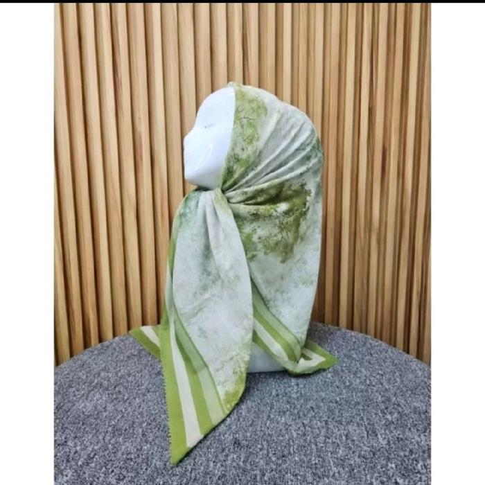 HIJAB VOAL SEGI EMPAT MOTIF PREMIUM BUNGA ALAM HIJAU LEMON