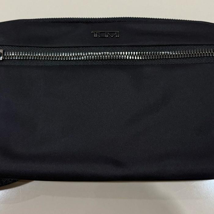 BRAND NEW! TUMI MANELE HIP BAG 100% ORIGINAL Pria Pinggang Cowok Kulit