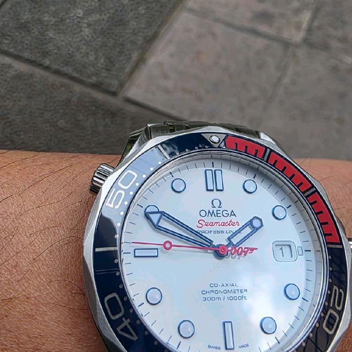 omega seamaster commander 007 james bond limited edition rare 7007 unit only