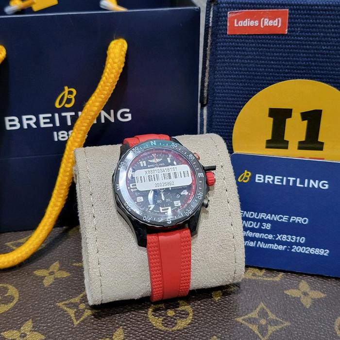Jam Tangan BreitLing Endurance Pro 38 AirAsia