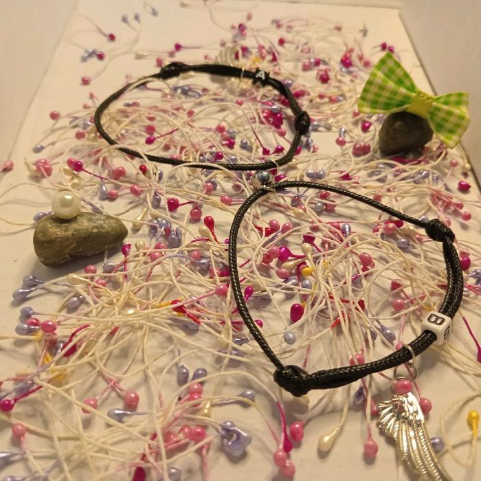 gelang huruf couple magnet