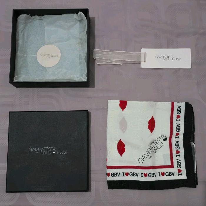 H&M x Giambattista Valli pure silk scarf