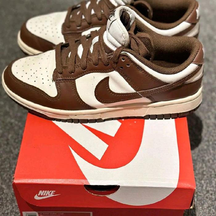 Nike Dunk Low Sepatu Sneaker Pria Wanita Warna Coklat Putih Kualitas Terbaik
