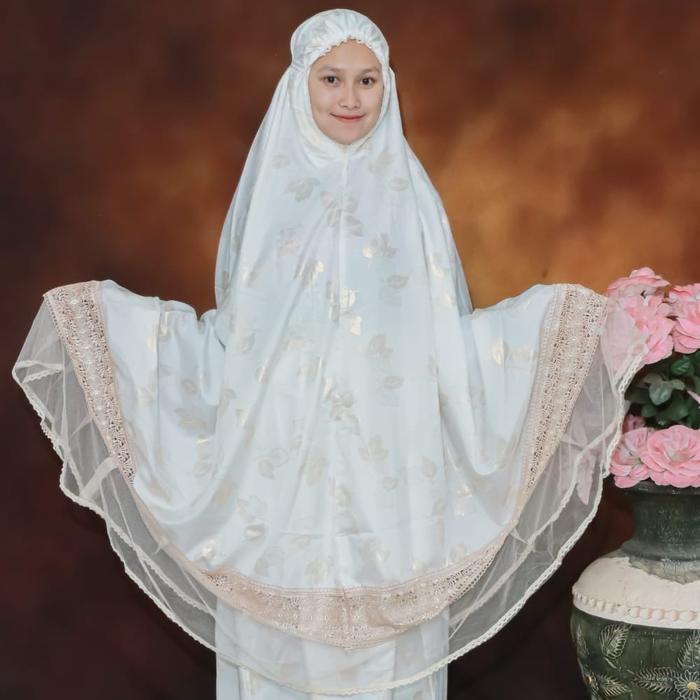 (NEW LAUNCHING) MUKENA SUTRA FOIL PREMIUM RENDA MOTIF bahan Sutra super adem, Mewah, Cantik. Harga m