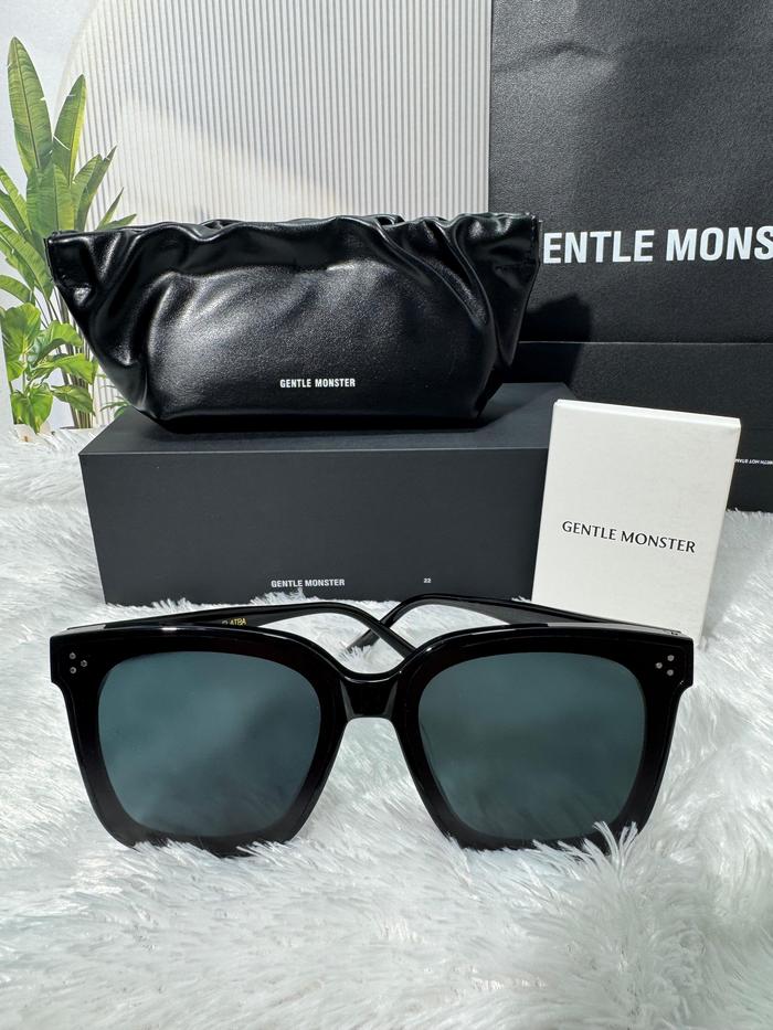 Kacamata Fashion Gentle Monster Dreamer17 Black Sunglasses Original