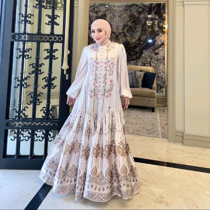 NEW COLLECTION-SHELLASAUKIA-Dress blink cream Adha series