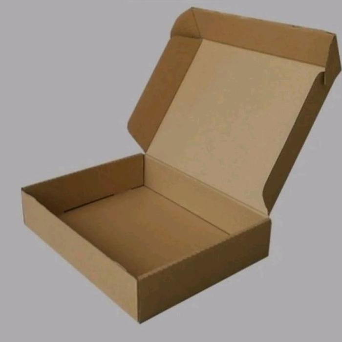 box packaging untuk baju minimalis dan simple