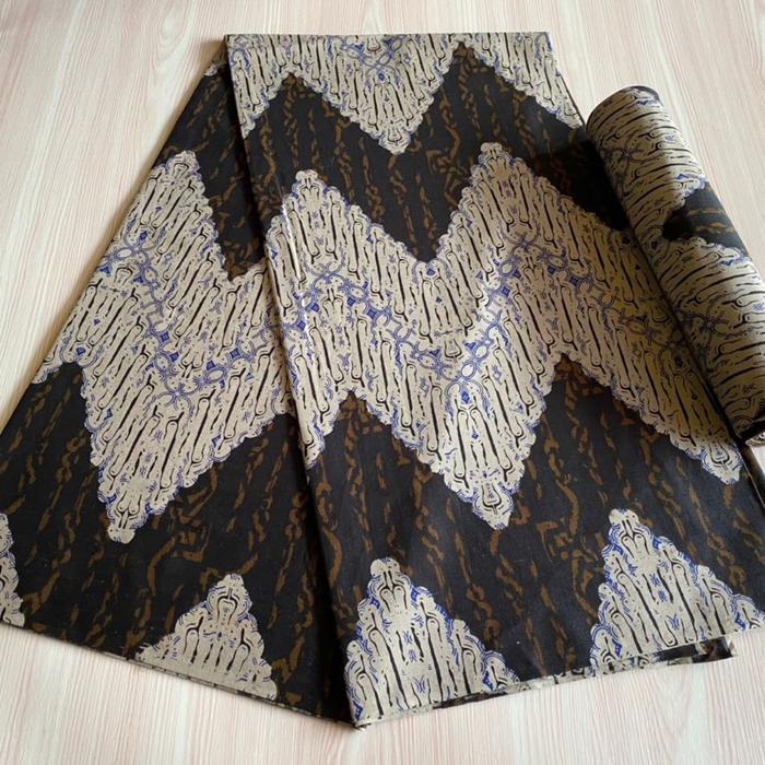 ￼Kain Batik Katun Halus Motif Zig-Zag Kain Batik Jarik Pekalongan Kain Batik Murah Seragam Terbaru