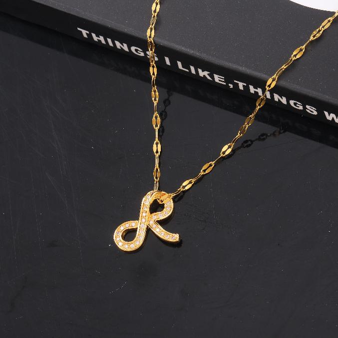 Kalung Titanium Liontin Huruf Abjad R (Raisa) Model Korea Hadiah Crush
