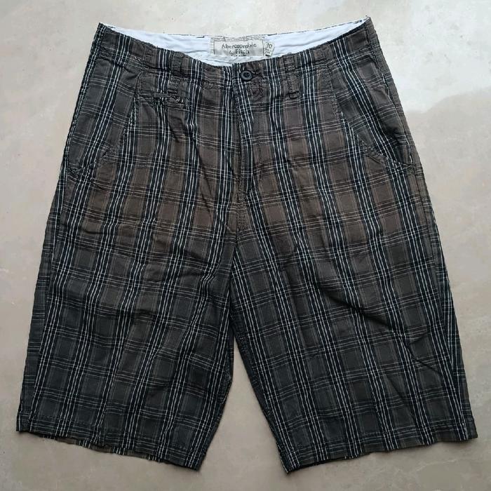 Abercrombie & Fitch Shorts Cargo Men Plaid Celana Pendek Pria VGC Size 30 LP80cm Panjang 55cm