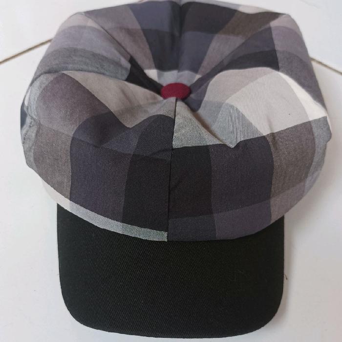 topi newsboy elle golf,topi elle