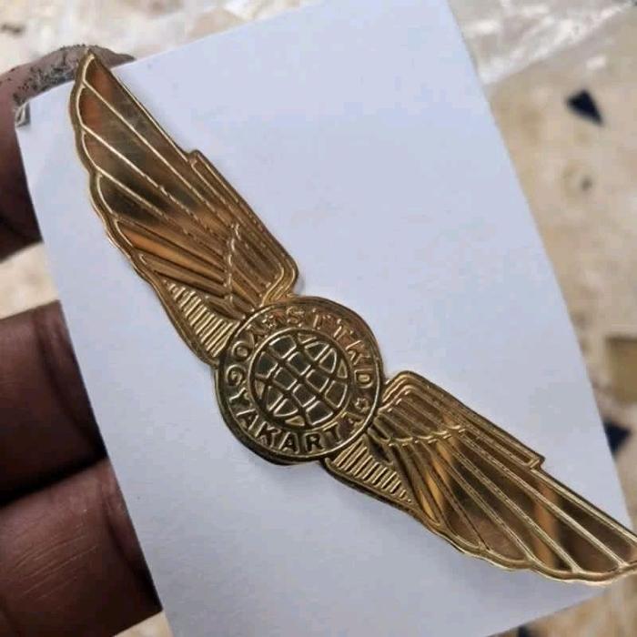 wing STTKD Yogja pengait paku kupu