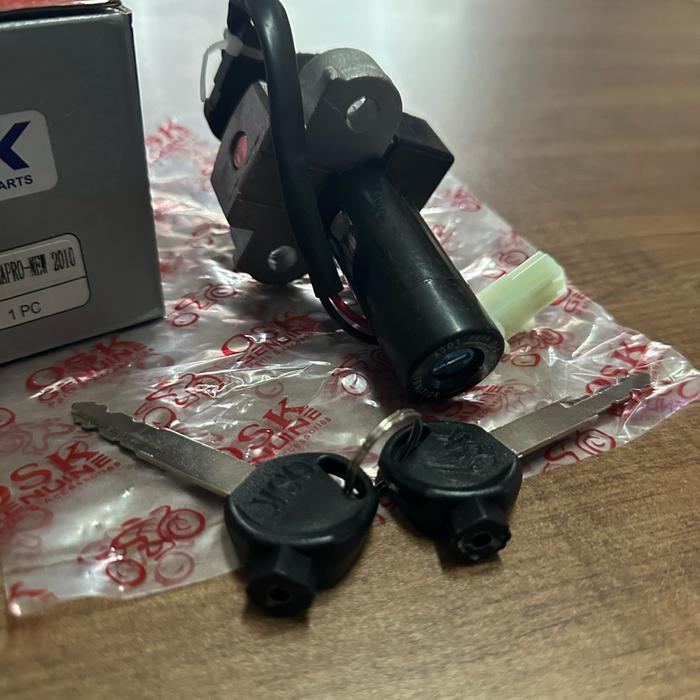 (ONLY) OSK MEGAPRO NEW KUNCI KONTAK KEYSET KEY SET MOTOR 2010 MONOSHOCK MONO SHOCK BARU