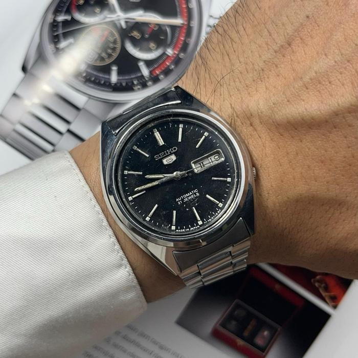 Seiko 5 Automatic 7009A Black Dial Simple Index with Transparent Back case