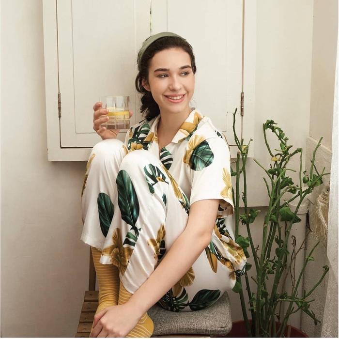 【READY STOCK】 Wacoal Piyama 2 Pieces Set Celana Panjang / Pendek Silk Baju Tidur