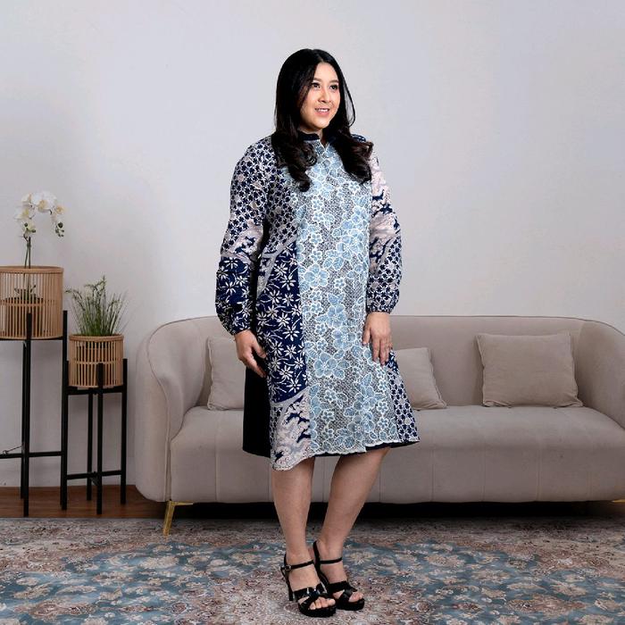 Tunik Batik Wanita "WIDURI" Navy
