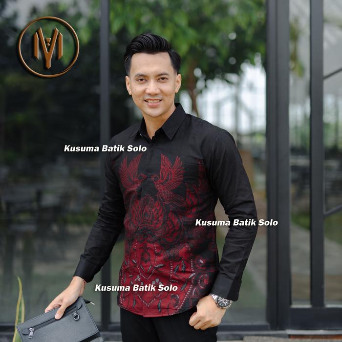 Kusuma- Merpati merah Bajubatik Merpati Merah hitam bahan katun slimfit