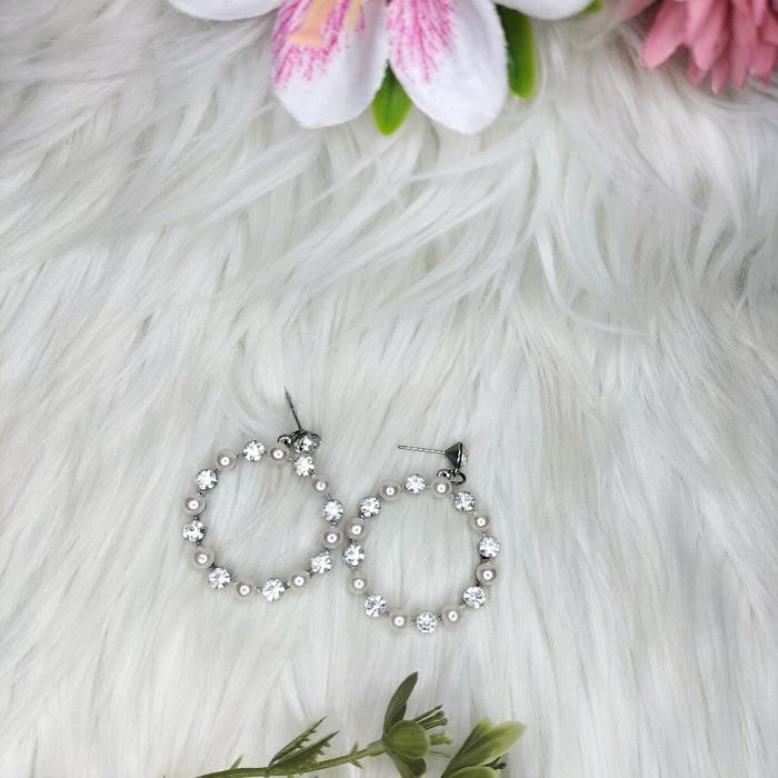 aksesoris anting-anting jewelry