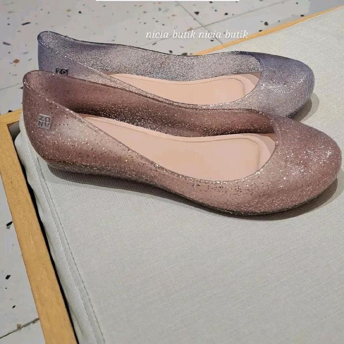 Sepatu oktober new arrival