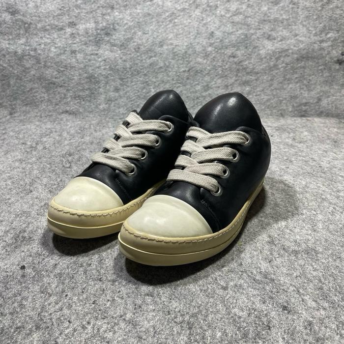 Merek: RICK OWENS  Model: SNEAKER LOW TOP Asal: ITAIY Size :  9 setara 43 insole 27.5cm Price :1.249