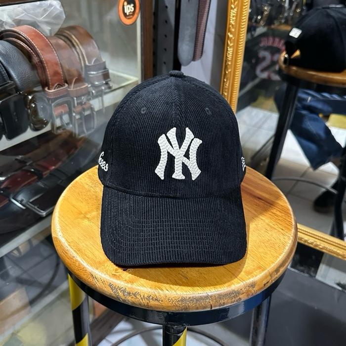 Topi NY suede black 645533