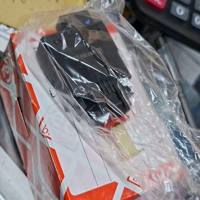 Switch Rem BMW E36 M43 kaki 2