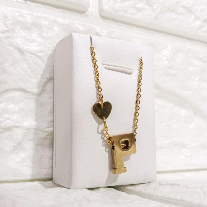 Kalung wanita titanium liontin Alphabet huruf P terlaris dan termurah Aksesoris Elegan