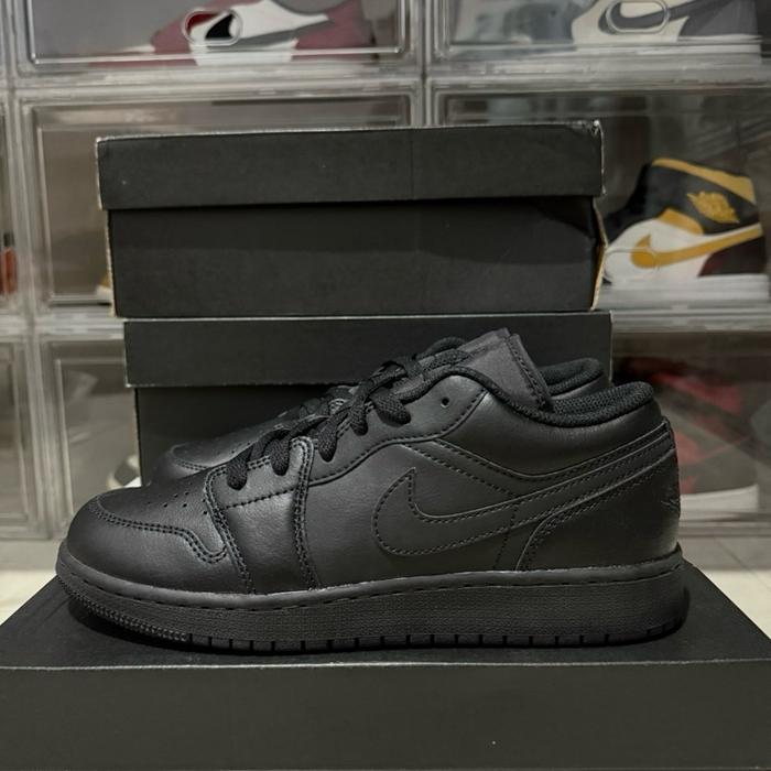 JORDAN 1 LOW FULL BLACK BNIB