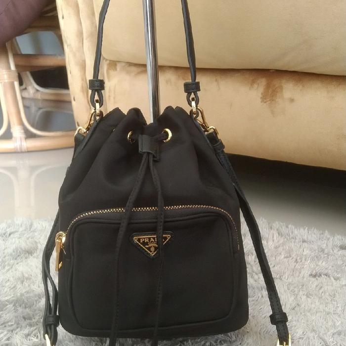 Prada bucket nilon mini prelove