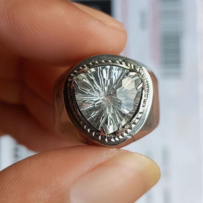 Natural Batu Permata Rock Quartz + Sertifikat GLI
