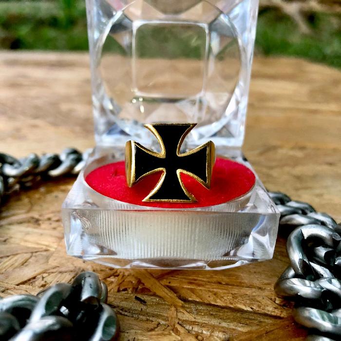 Independent Ring / Cincin Independent / Iron Cross