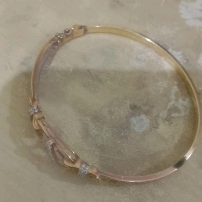 gelang wanita 30gram warna emas