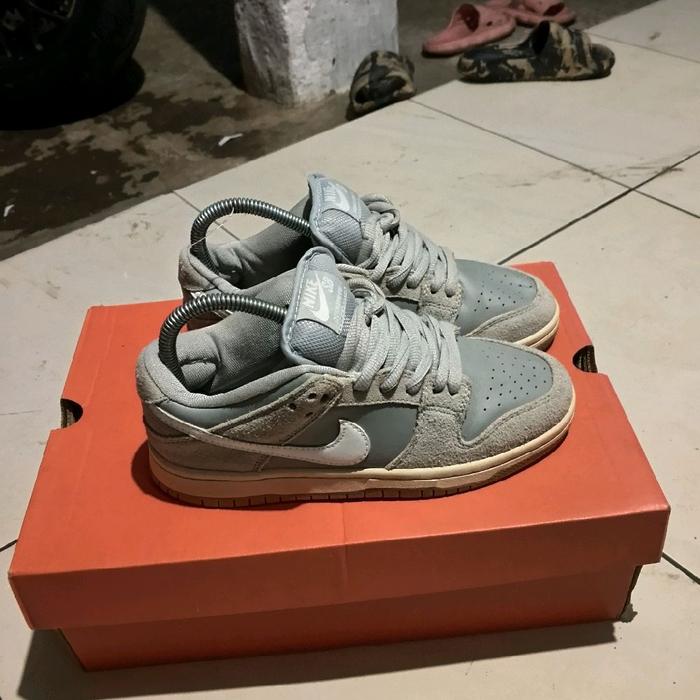sepatu second branded nik€ sb dunk low wolf grey size 37.5 original preloved