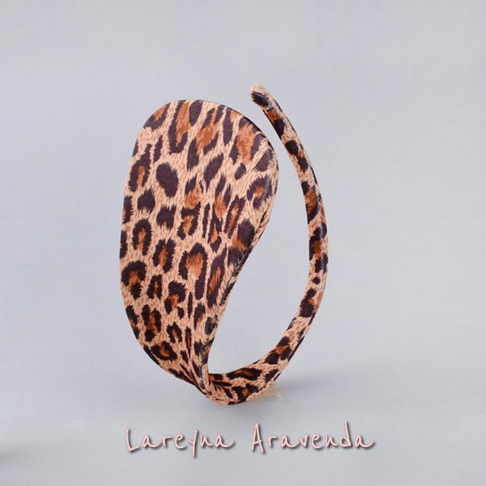 Lareyna C-String Celana Dalam Wanita Invisible Thong Sexy Tanpa Tali CD026