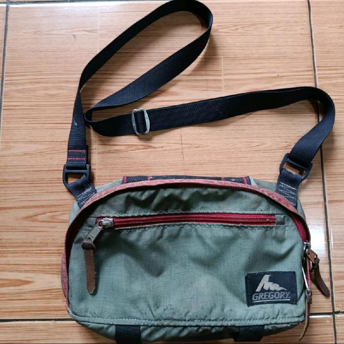 Gregory Tas Selempang Sling Bag waist bag dengan Desain Praktis dan Tali Adjustable