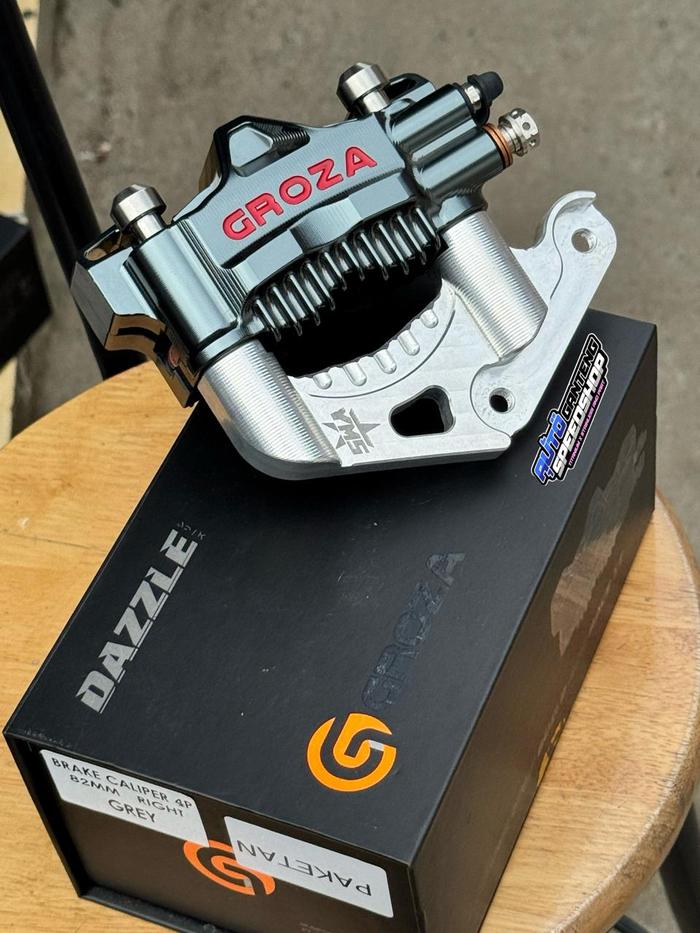 KALIPER DEPAN GROZA DAZZLE 4PISTON PNP NINJA R/SS DISC 300MM KALIPER DEPAN GROZA DAZZLE PITC 82MM KA