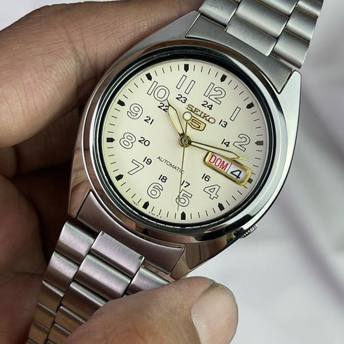 Seiko SNX803/SNX803K1 Creamy Dial 7s26 Automatic