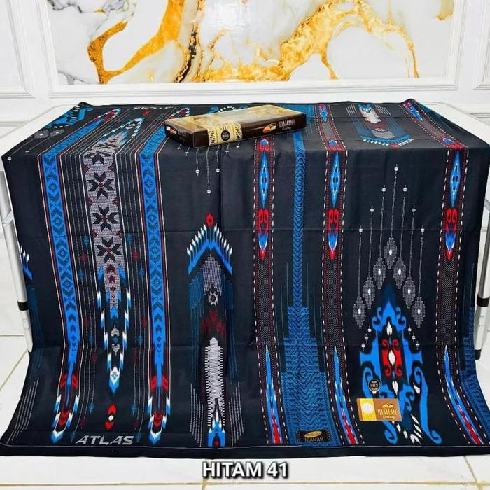 Sarung Atlas Idaman 555 Kembang Harmoni Motif BHS GSC JLD SGD Hitam mix Sarung Muslim Santri Pria De