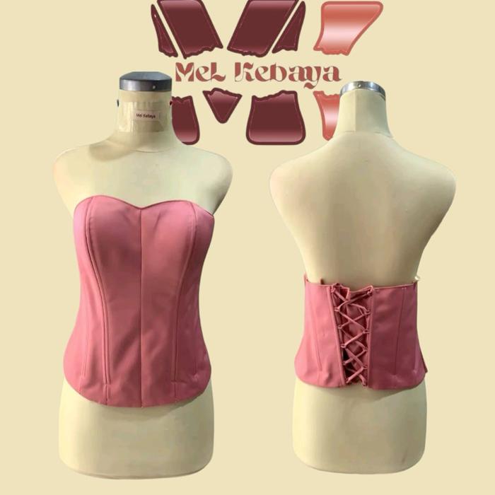 Mel Kebaya Bustier Camisole Longtorso Dalaman Kebaya Warna Merah Muda dengan Desain Elegan
