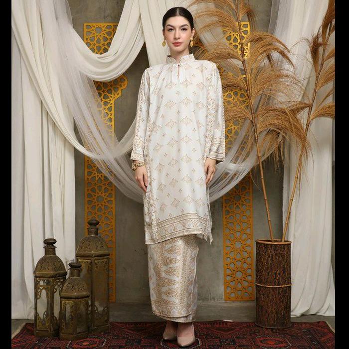Kebaya Ivory | Kebaya Putih | Long Tunik | Tunik Putih | Kebaya Modern | Kebaya Wisuda | Setelan Keb