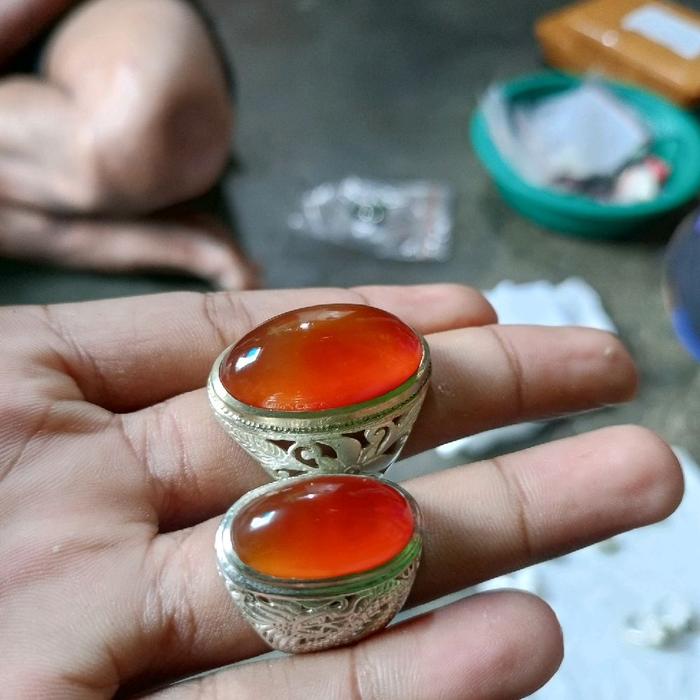batu cincin cempaka merah