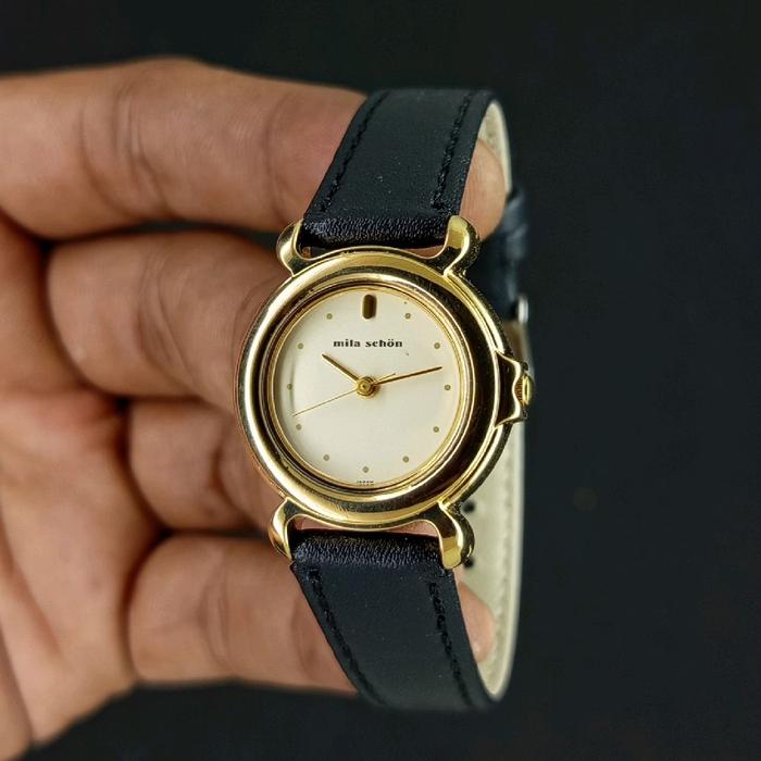 CITIZEN MILA SCHON MENARD QUARTZ ORIGINAL