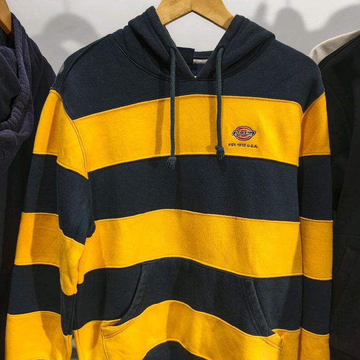 Hodie dickies salur second