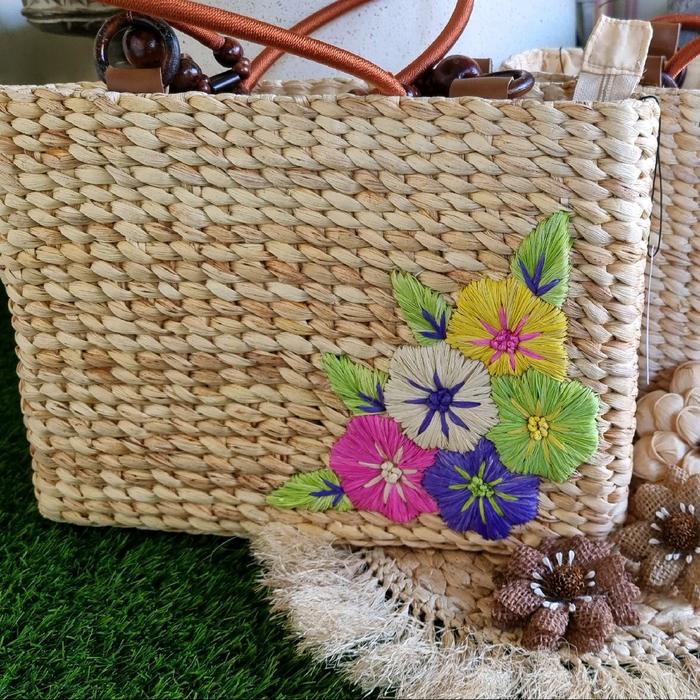 Tas Tangan Wanita (HandMade) Bahan Alami Eceng Gondok Kering
