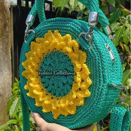 Tiddar Store Tas Rajut Motif Matahari Diameter -/+ 22 cm Selempang Jinjing Satu Ruang Terbaru Keraj