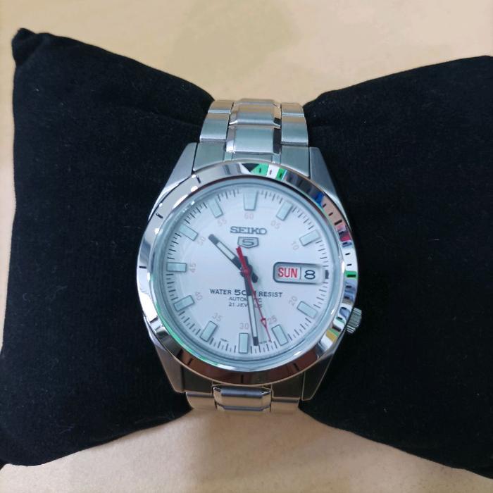 Preloved Jam Tangan Seiko SNK357K1